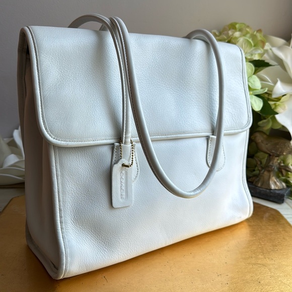 ULTRA RARE! Coach Vintage Classic Legacy Flap Shopper #7301 - Picture 1 of 16